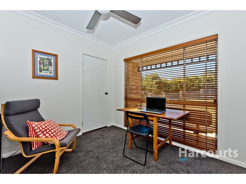 10 Pender Street, The Gap QLD 4061
