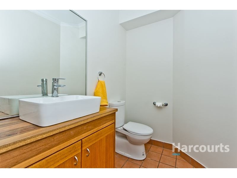 10 Pender Street, The Gap QLD 4061