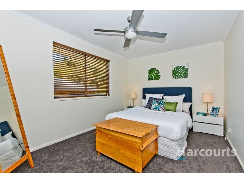 10 Pender Street, The Gap QLD 4061