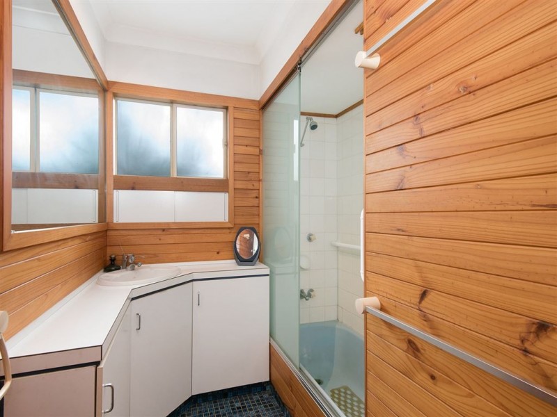 65 Coronation Street, Bardon QLD 4065