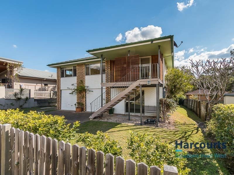 11 Locust Street, The Gap QLD 4061
