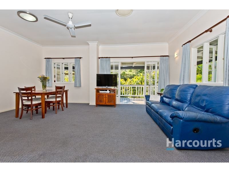 218 Acacia Drive, Ashgrove QLD 4060