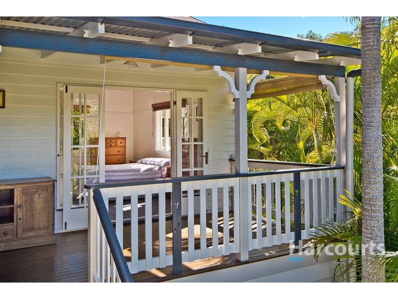 218 Acacia Drive, Ashgrove QLD 4060