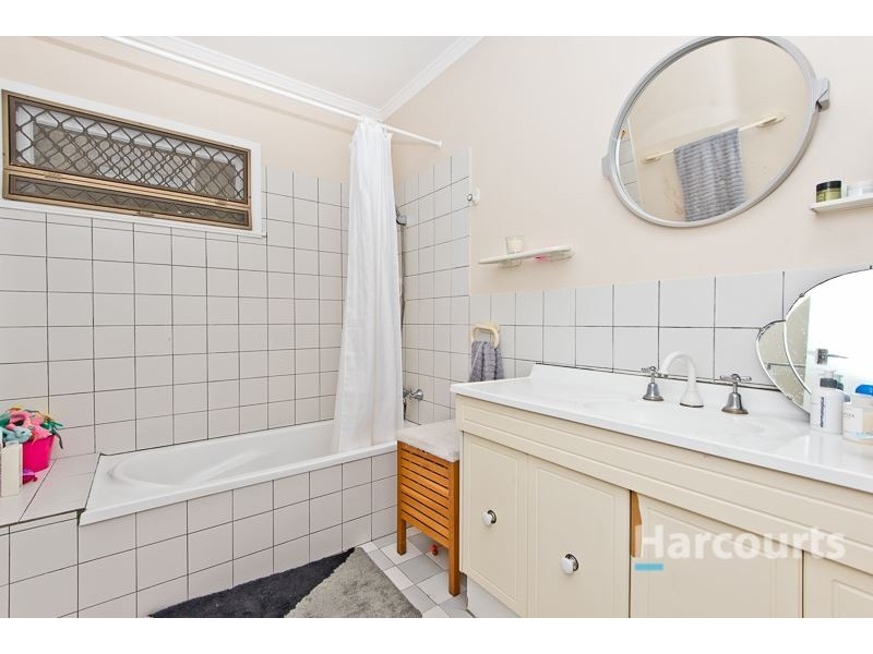 6 Romea Street, The Gap QLD 4061