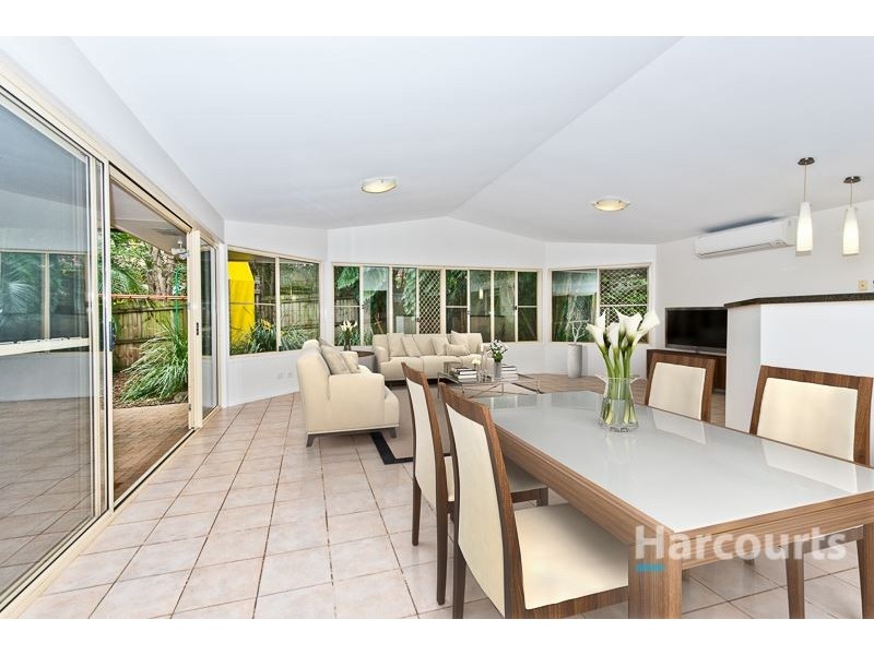 4 Davander Close, The Gap QLD 4061