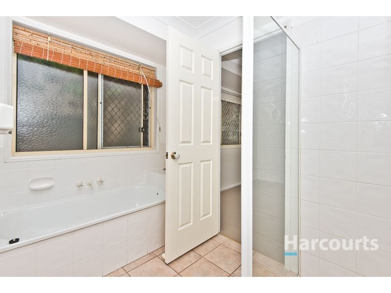 4 Davander Close, The Gap QLD 4061