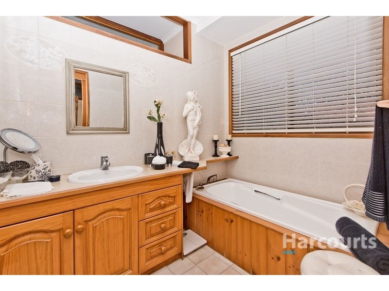 10 Bottletree Place, The Gap QLD 4061