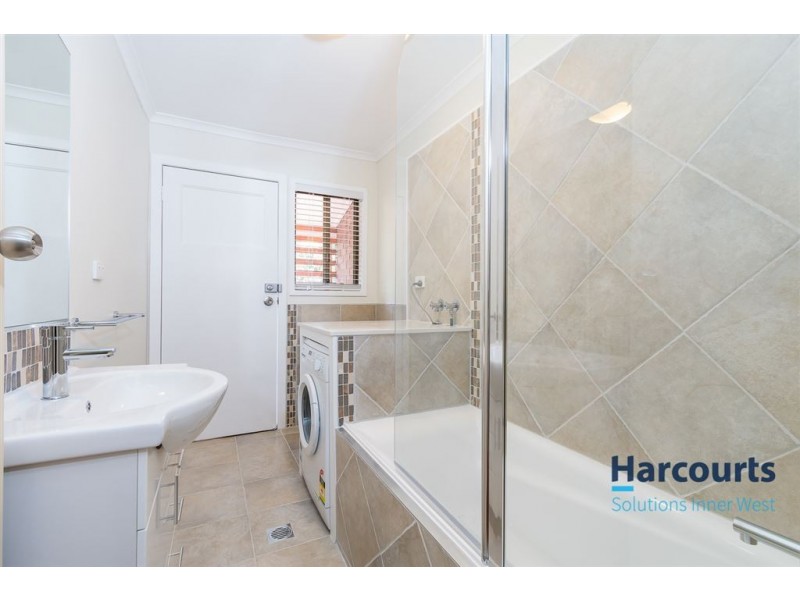 62 Paten Road, The Gap QLD 4061