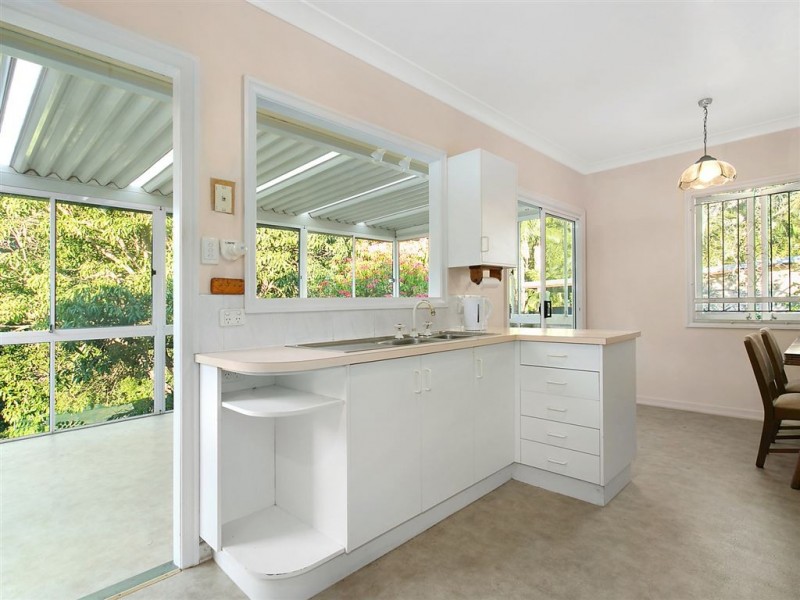 44 School Road, The Gap QLD 4061