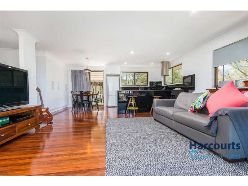 41 Kaloma Road, The Gap QLD 4061