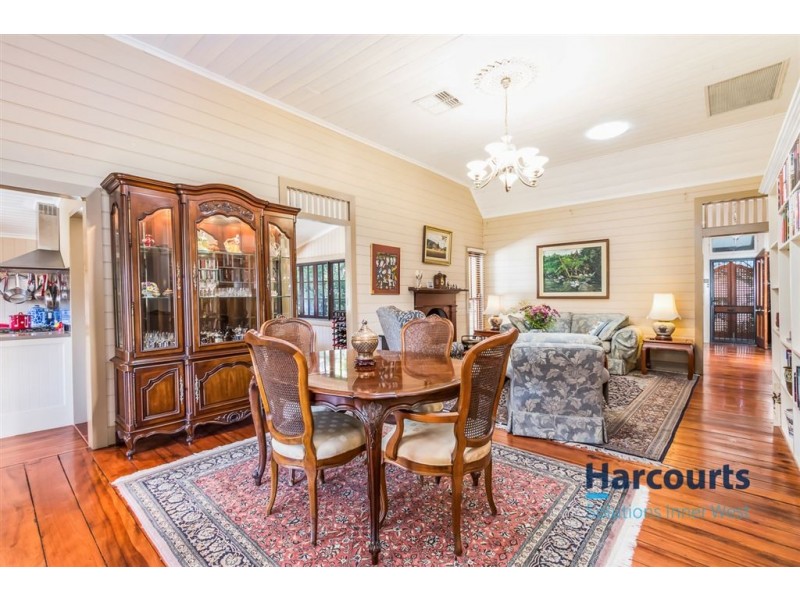 140 Ashgrove Avenue, Ashgrove QLD 4060