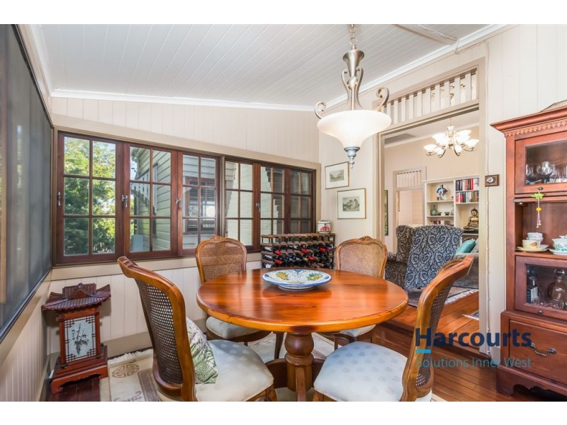 140 Ashgrove Avenue, Ashgrove QLD 4060