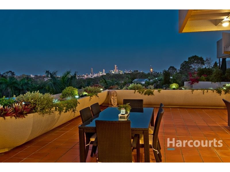 9/32 Tipuana Place, Bardon QLD 4065
