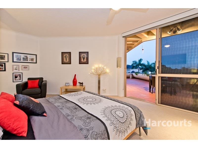 9/32 Tipuana Place, Bardon QLD 4065