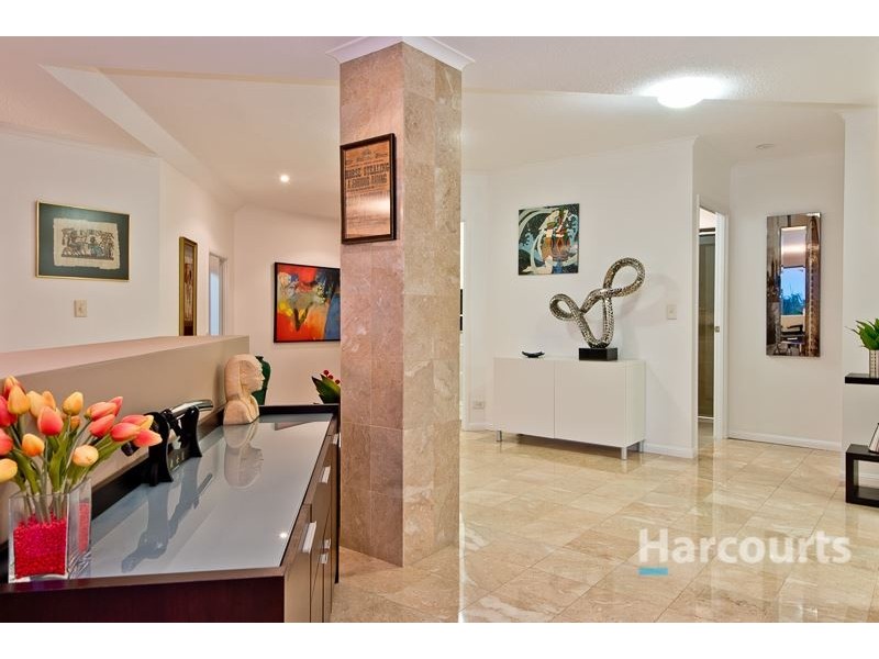 9/32 Tipuana Place, Bardon QLD 4065