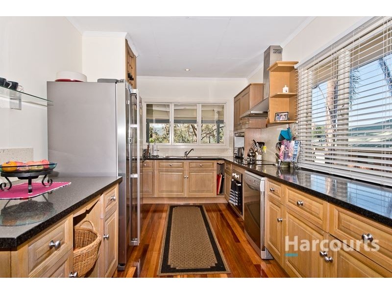 17 Yallamurra Street, The Gap QLD 4061