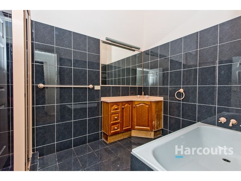 28 Birkridge Place, The Gap QLD 4061