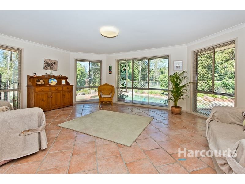35 Westgate Place, The Gap QLD 4061