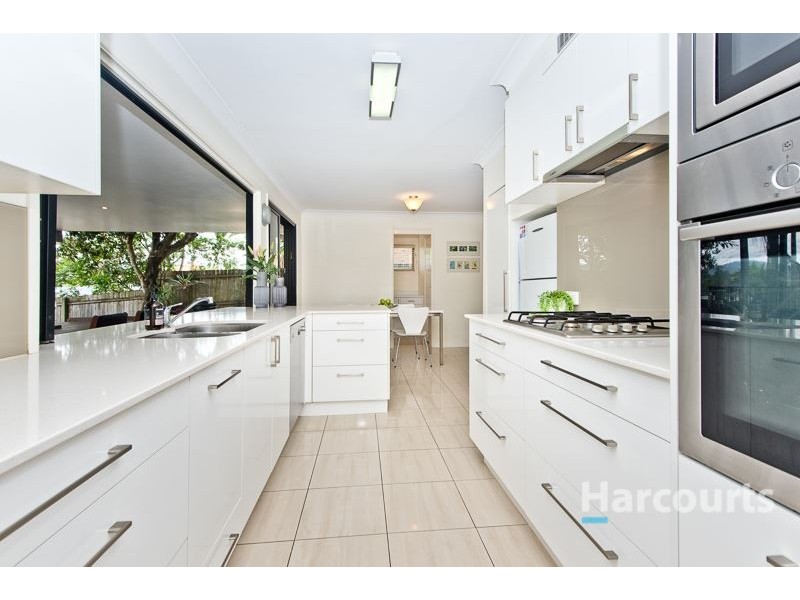 15 Trebonne Street, The Gap QLD 4061