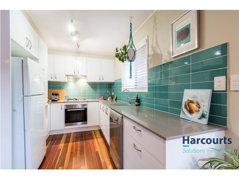 11 Craigmore Street, The Gap QLD 4061