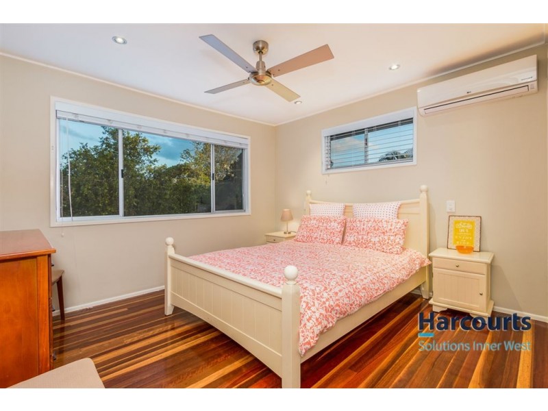 11 Craigmore Street, The Gap QLD 4061