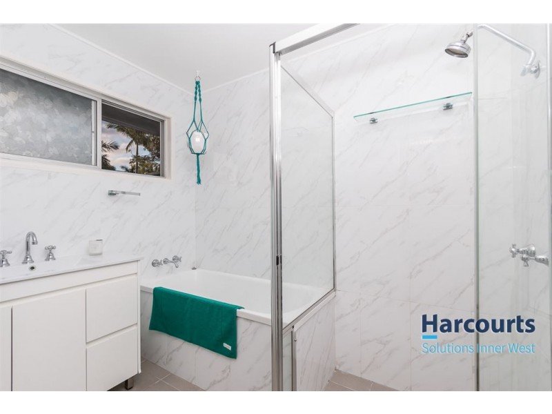 11 Craigmore Street, The Gap QLD 4061