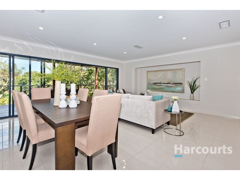 17 Atthow Avenue, Ashgrove QLD 4060