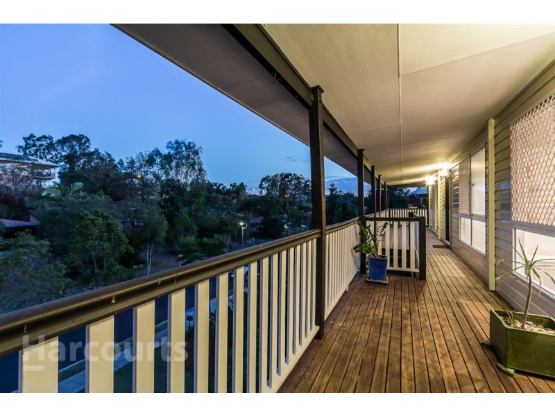 23 Blackwood Drive, Arana Hills QLD 4054