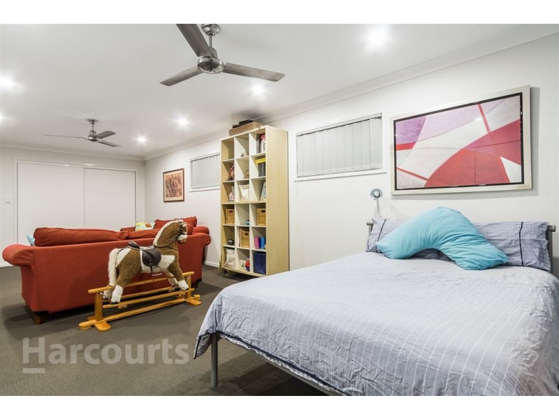 23 Blackwood Drive, Arana Hills QLD 4054