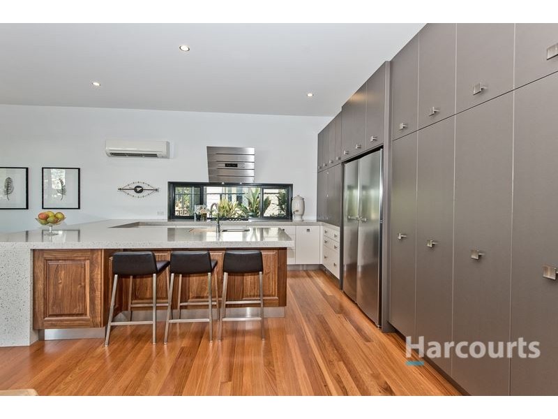 35 Abraham Street, Red Hill QLD 4059