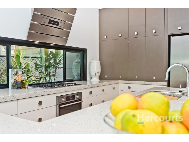 35 Abraham Street, Red Hill QLD 4059