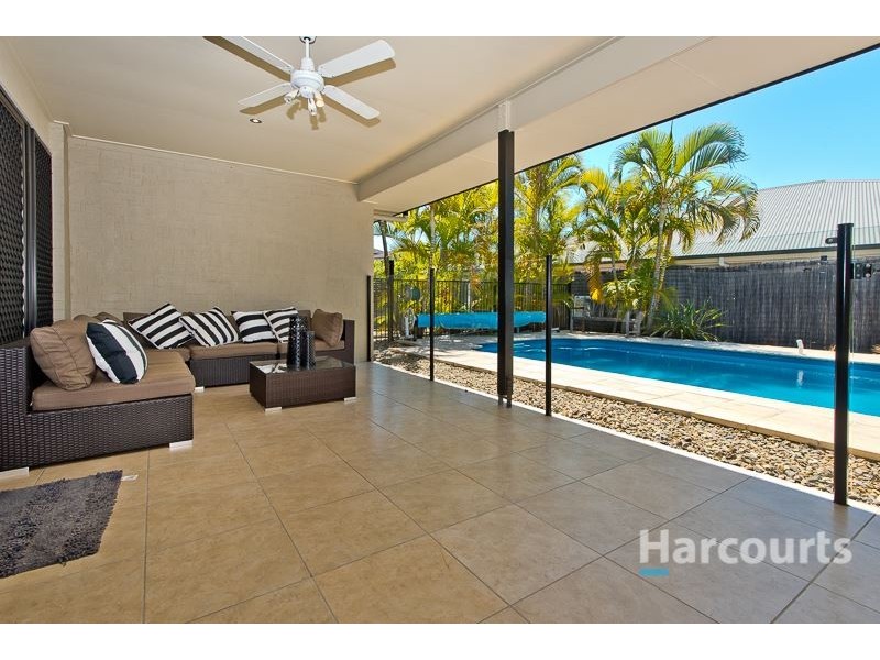 14 Quandong Crescent, Arana Hills QLD 4054