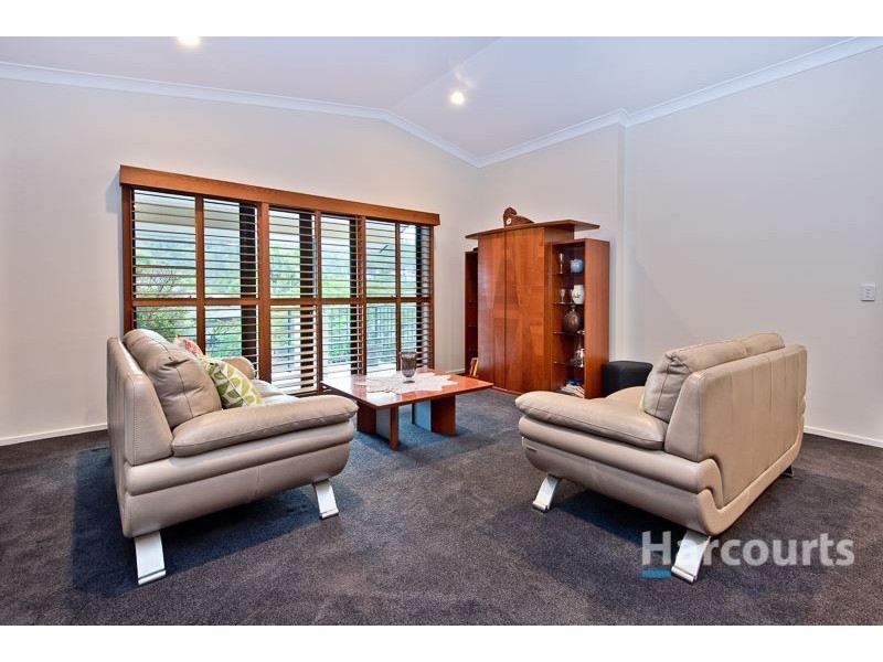8 Nunkeri Place, The Gap QLD 4061