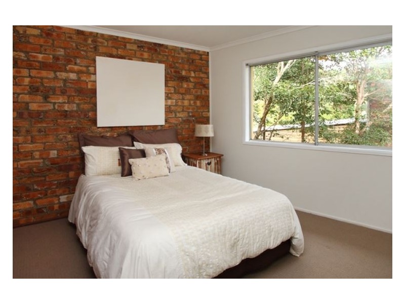 62 Bernarra Street, The Gap QLD 4061