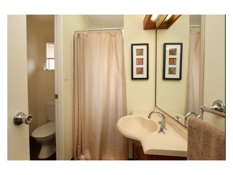 62 Bernarra Street, The Gap QLD 4061