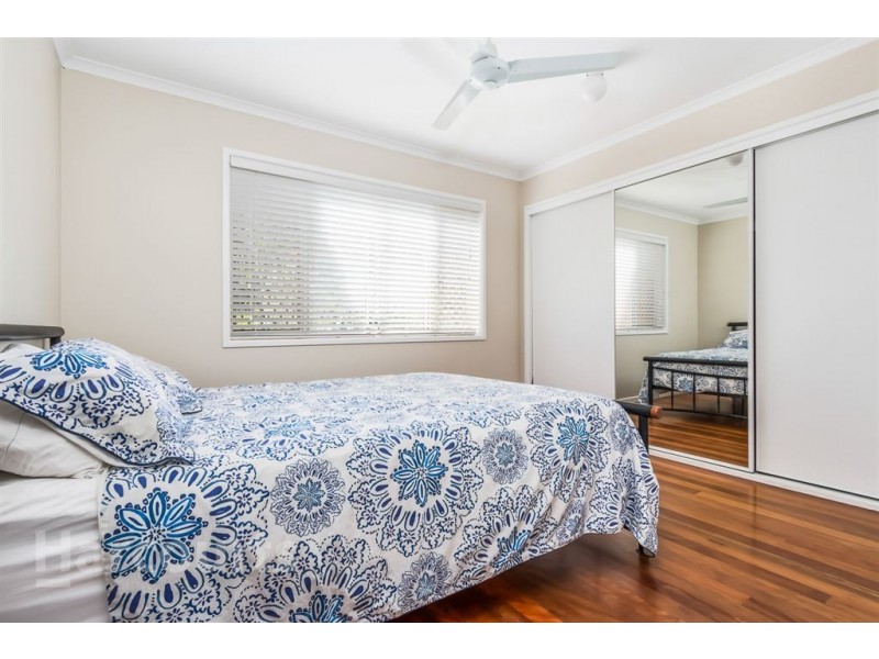 30 Blackwood Drive, Arana Hills QLD 4054