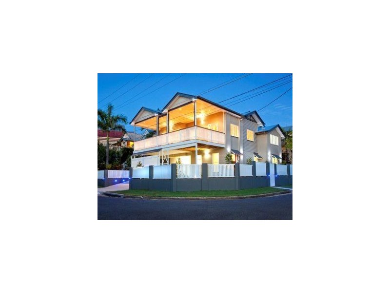 18 Pascal Street, Red Hill QLD 4059