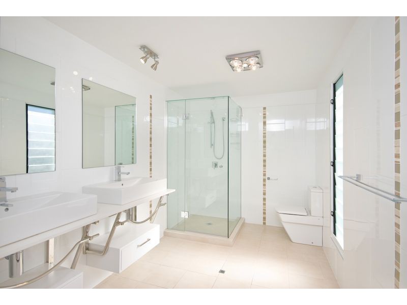 18 Pascal Street, Red Hill QLD 4059