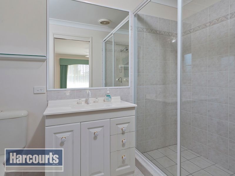 15 Mareeba Court, Arana Hills QLD 4054