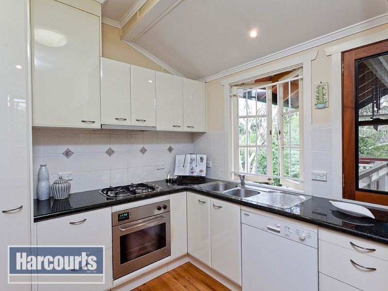 32 Piddington Street, Ashgrove QLD 4060
