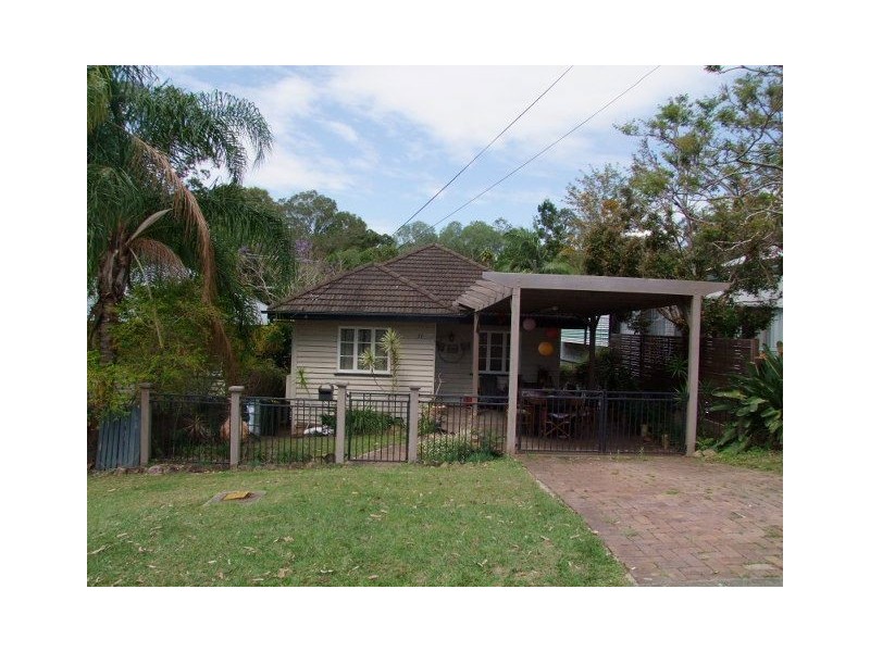 11 Weatherhead Ave, Ashgrove QLD 4060