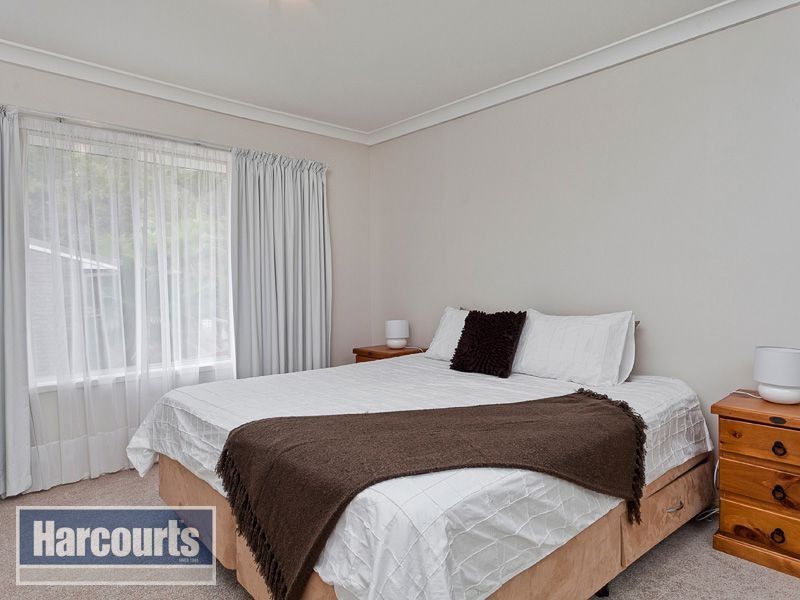32 Eppalong Street, The Gap QLD 4061