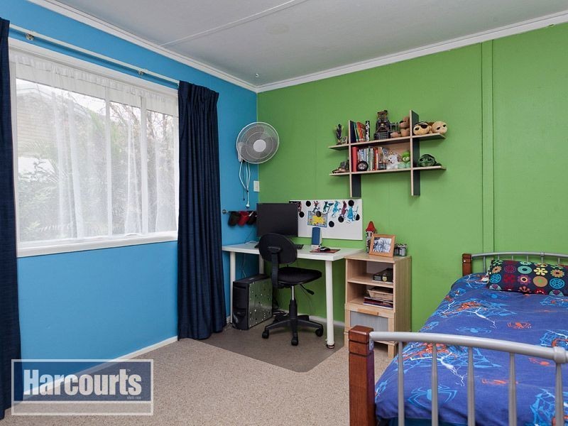 32 Eppalong Street, The Gap QLD 4061