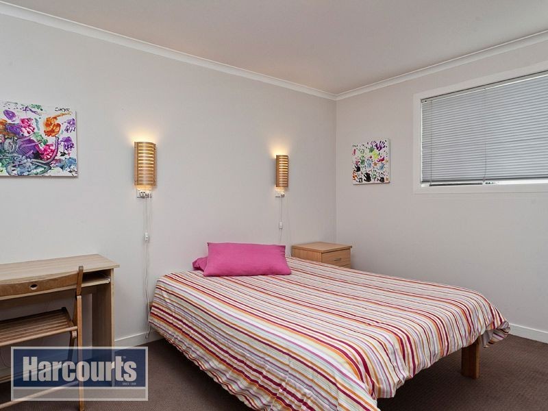 32 Eppalong Street, The Gap QLD 4061