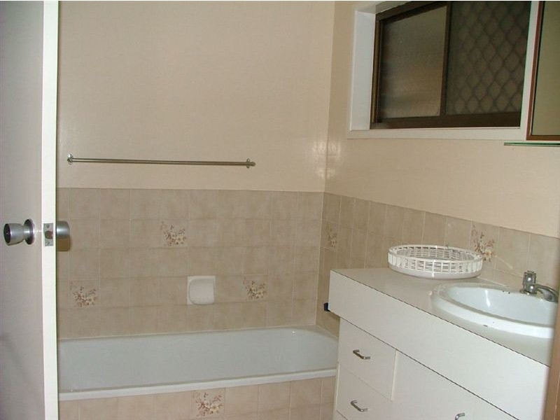 6 London Street, Ashgrove QLD 4060