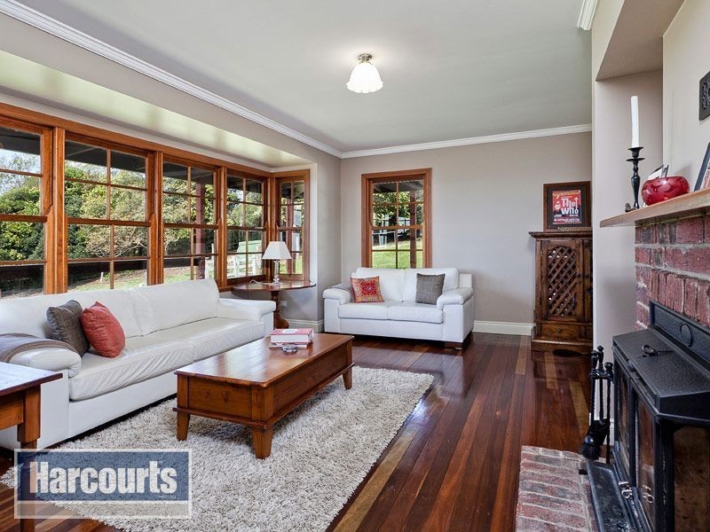 1813 Parkview Avenue, Mount Glorious QLD 4520