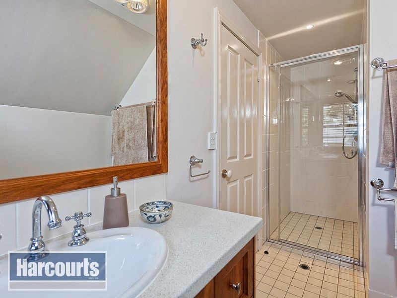 1813 Parkview Avenue, Mount Glorious QLD 4520