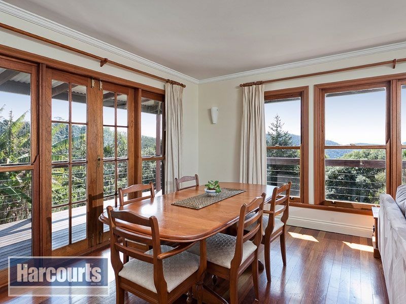 1813 Parkview Avenue, Mount Glorious QLD 4520