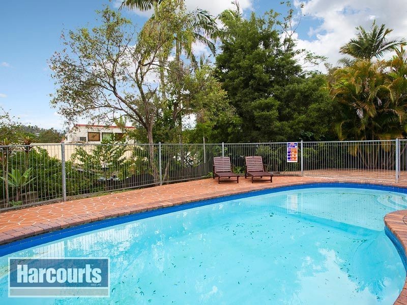 18 Sherman Street, The Gap QLD 4061