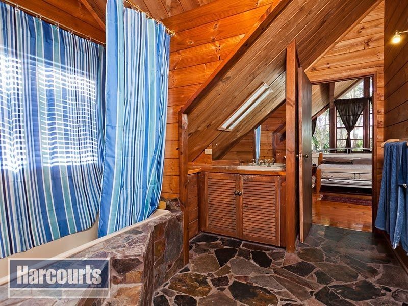 1253 Waterworks Road, The Gap QLD 4061